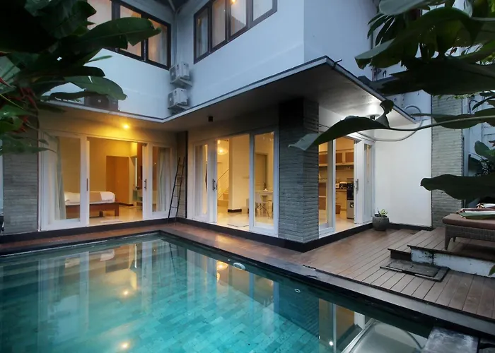 Zowa Byfaba * Seminyak
